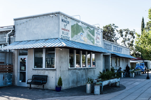 Rogue Creamery Cheese Shop in Central Point Oregon